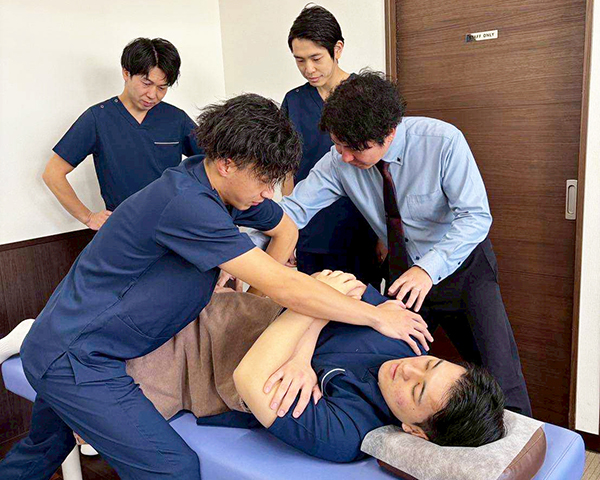 接骨院事業
